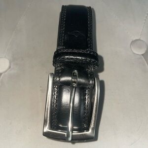 Dockers black genuine leather belt size 40 with light brushed silver-finish